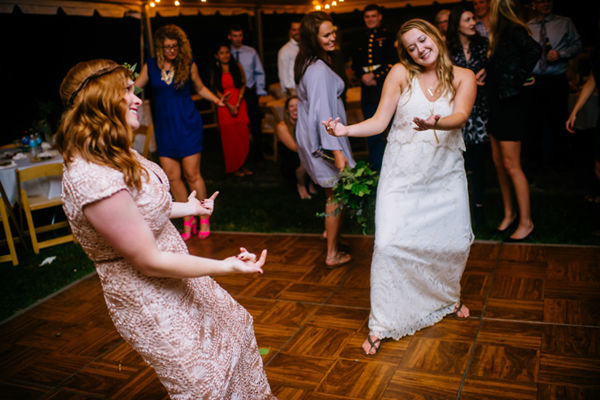 Wedding Song For Best Friends the ultimate playlist for best friend wedding songs Wedding Song For Best Friends the ultimate playlist for best friend wedding songs